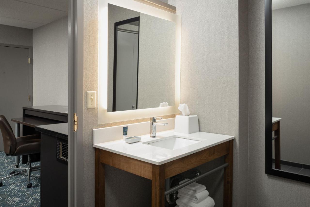 Four Points By Sheraton Milwaukee North Shore Brown Deer Kültér fotó